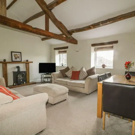 Holiday home Carleton Mill *